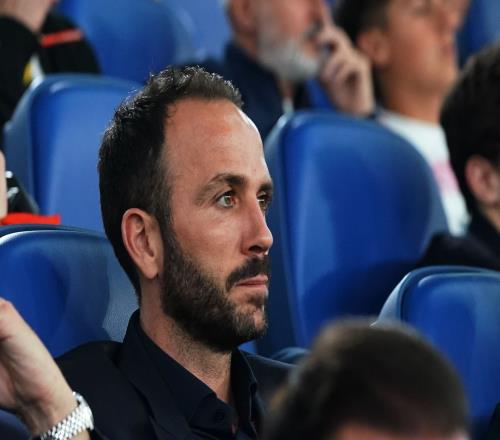 Small Barbie,哈尔滨出租,车司机苦练,华体会体育,体育资讯,比赛数据,球队分析,体育新闻