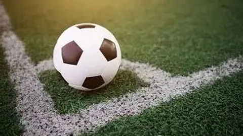 2025冬季转会季风云变幻：揭秘英超最贵引援悬念，三大巨星领衔竞逐转会王冠！