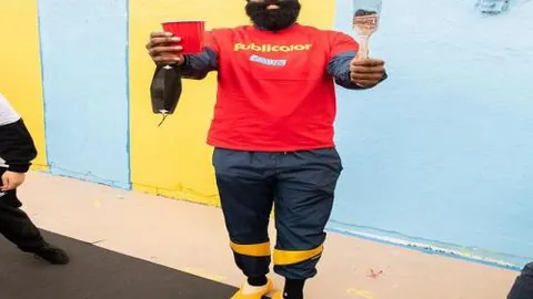 巴萨客场奇袭记：13连胜狂潮！22岁新星欧冠6战轰7球，惊心动魄逆袭传奇！